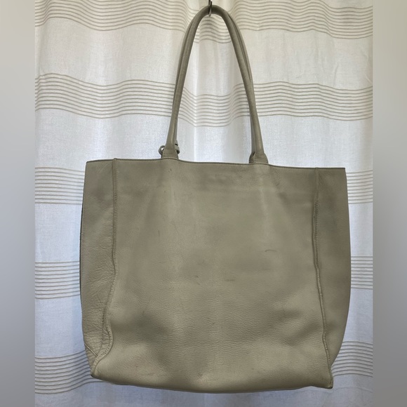 Giorgio Armani White leather handbag made in italy - Picture 12 of 14